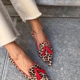 Ieva - Rodantis loaferis su raudonais kamštais