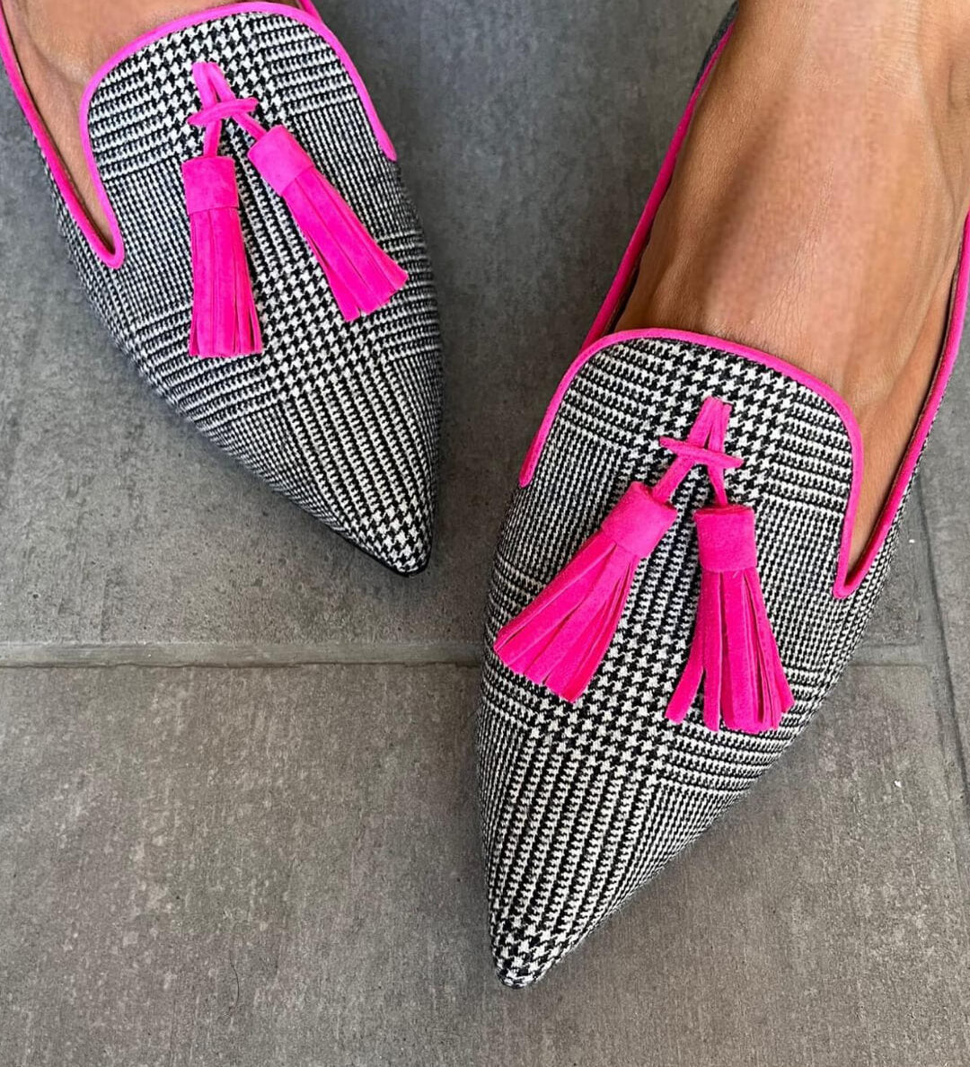 Jurgita - Rūbų loaferiai su fluo pampokomis