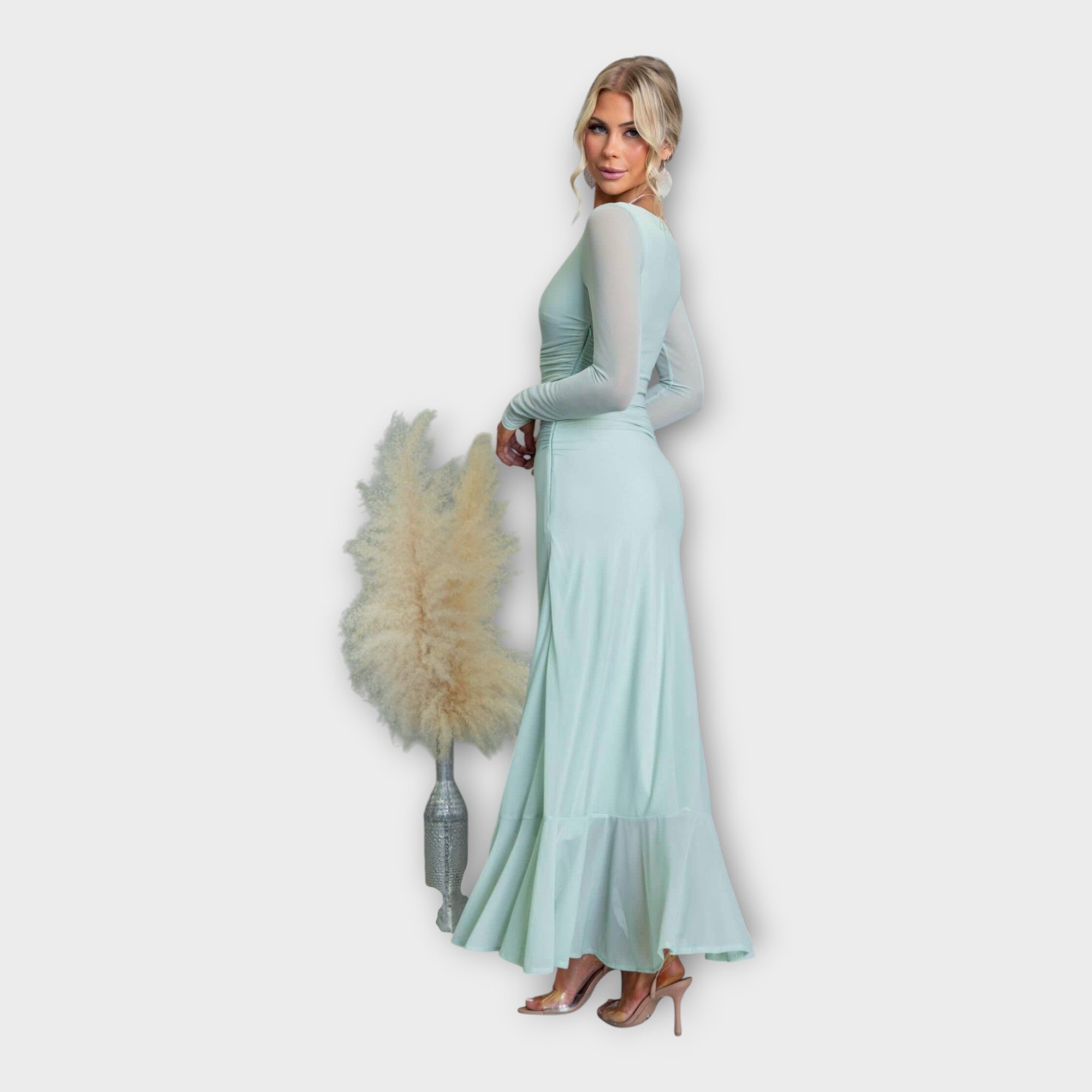 Harper - Įspūdinga suknelė