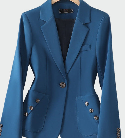 Švarkas žavinga linija